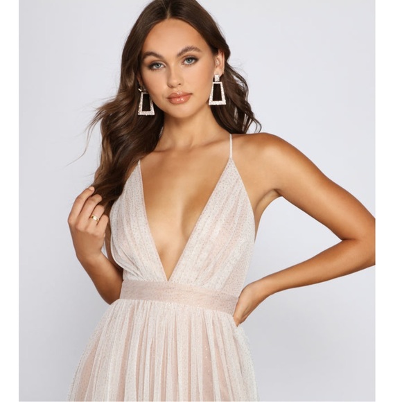 WINDSOR Formal Gown - Picture 3 of 4